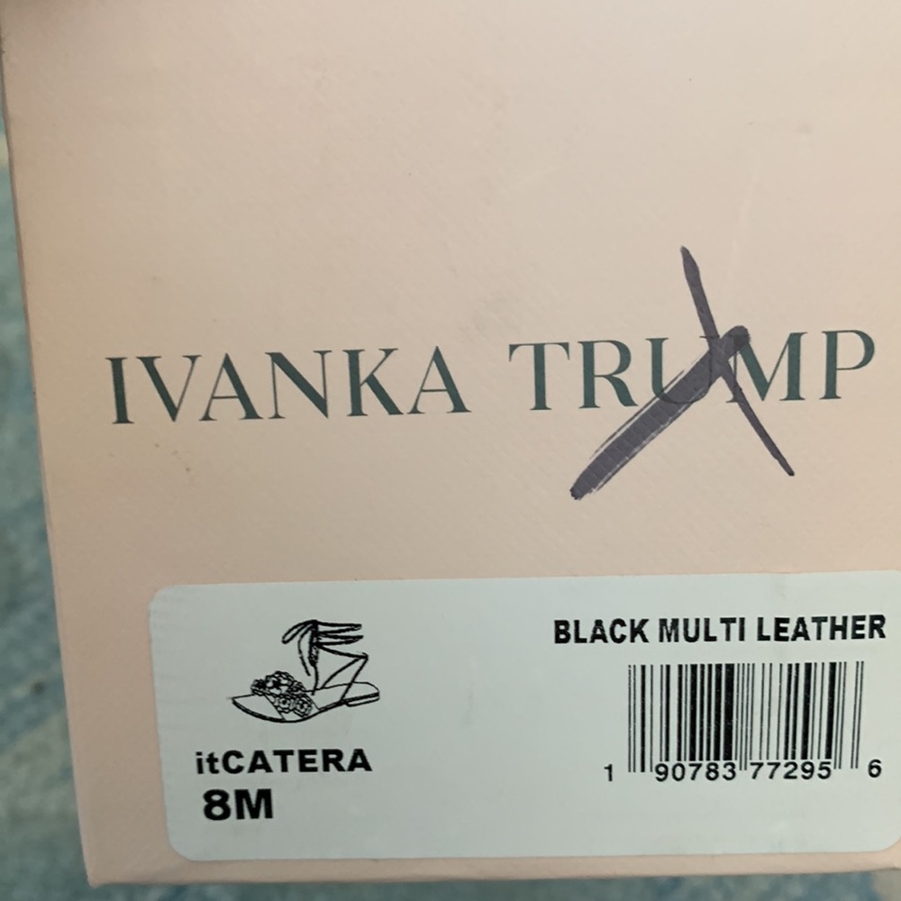 Lace up Ivanka Trump black/white sandal - Picture 4 of 12